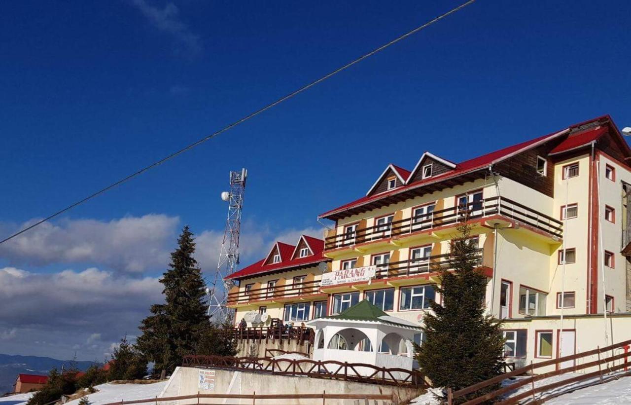 Vila Parang Petrosani Exterior photo